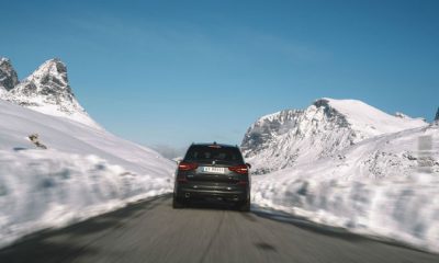 Norway postcards cu un BMW X3